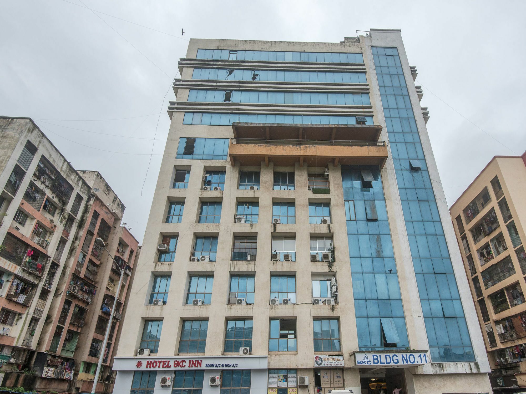 Oyo 12063 Pearls Bkc Hotel 3*