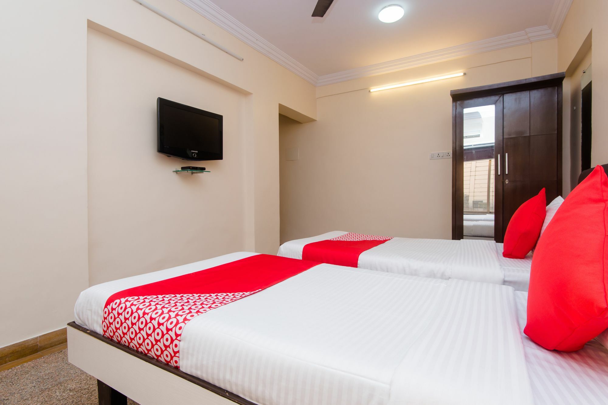 Hotel Oyo Powai View