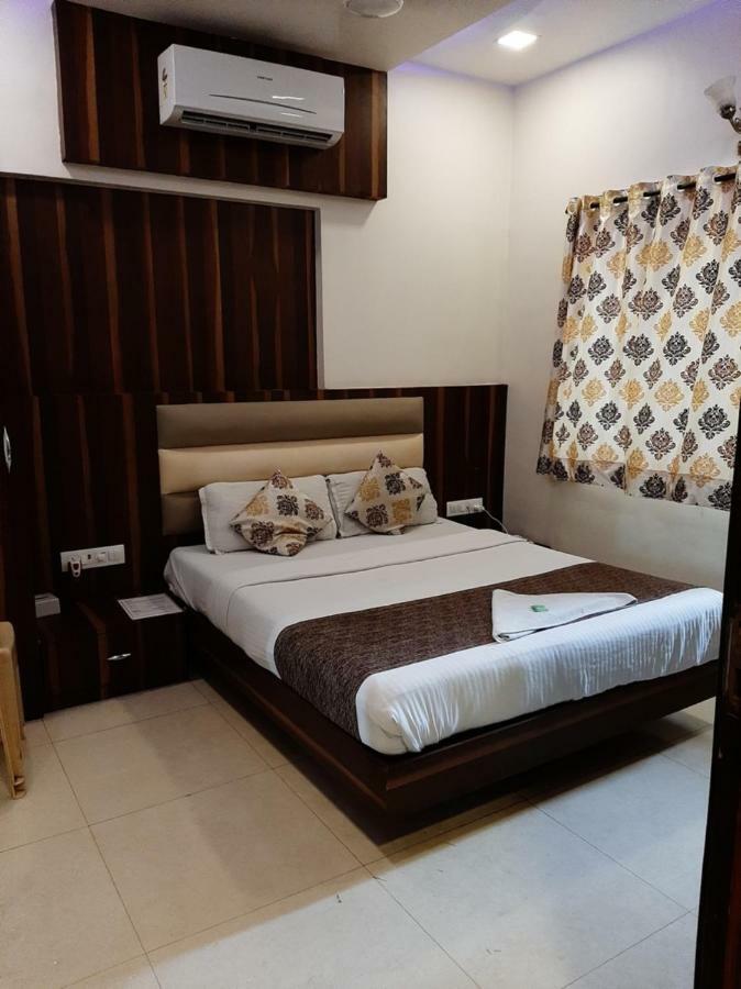 Golden Palms Mumbai