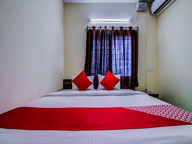 Oyo 26978 Tuliip Domestic Airport 3*
