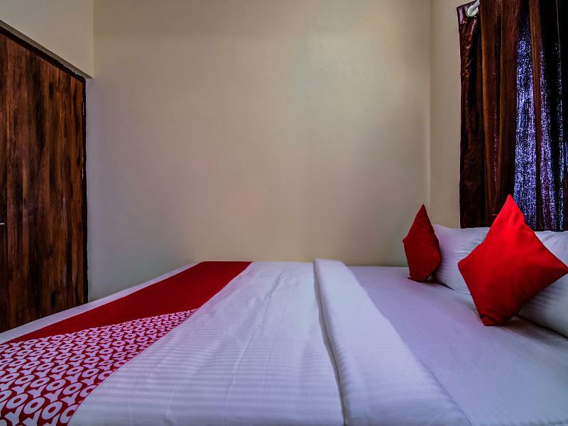 Oyo 26978 Tuliip Domestic Airport 3*