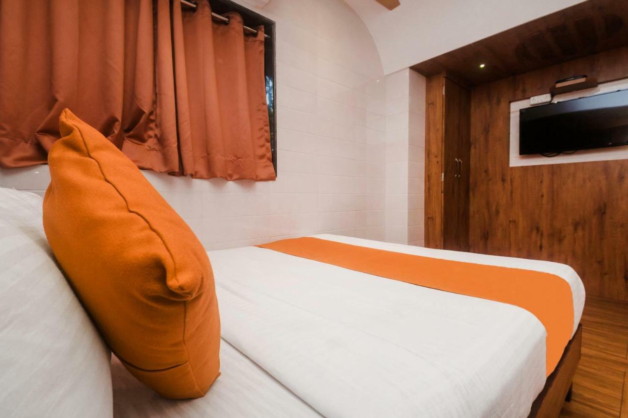 Hotel Karishma Mumbai