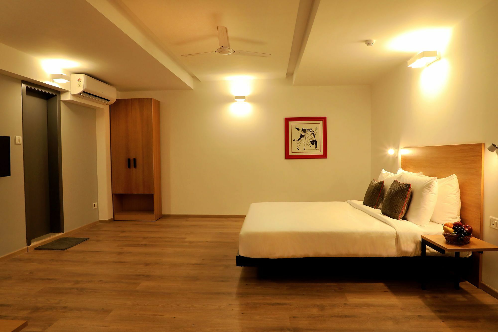 Super Townhouse Exhibition Centre Goregaon 3*