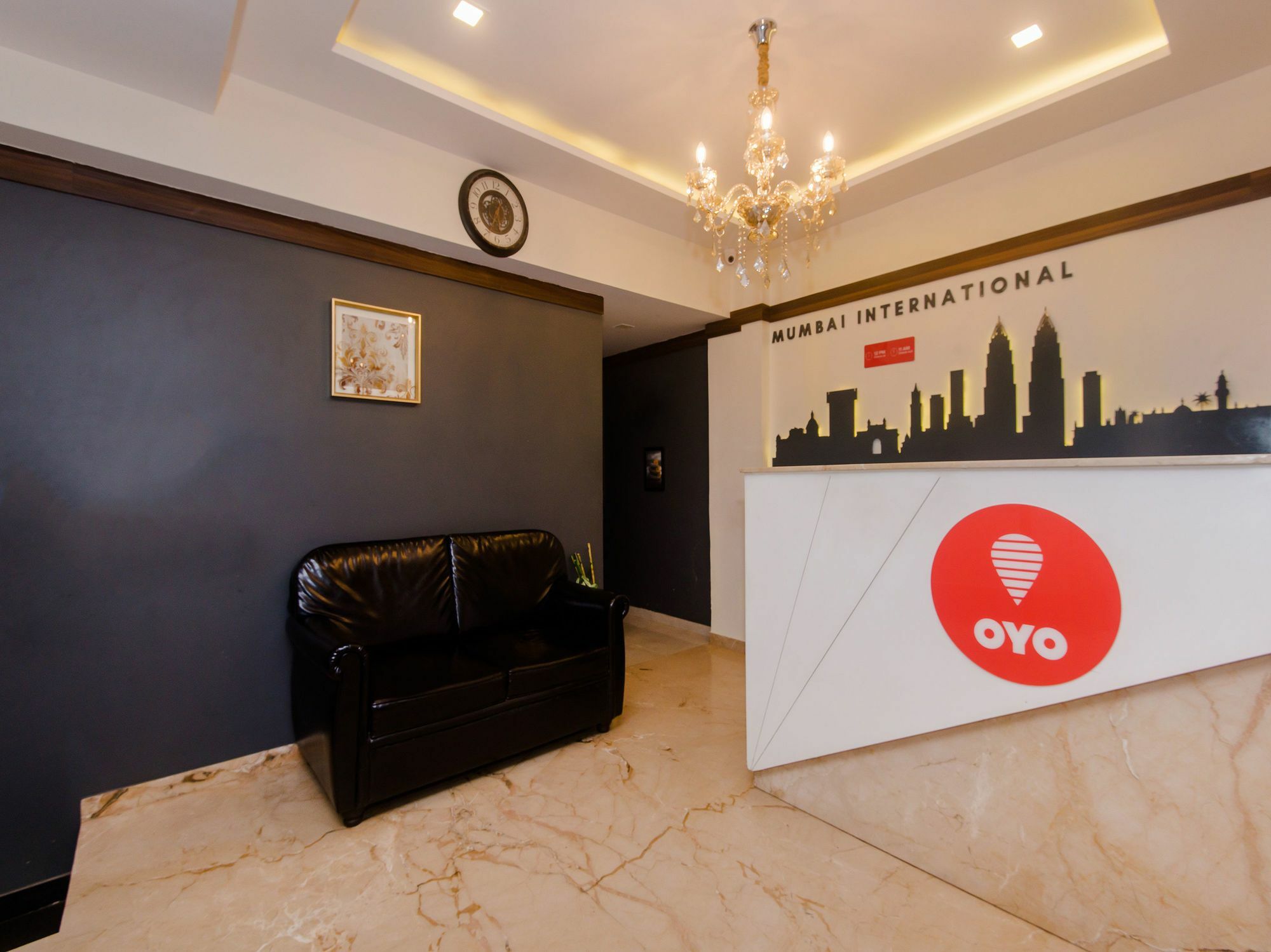 Oyo 14984 International 3*
