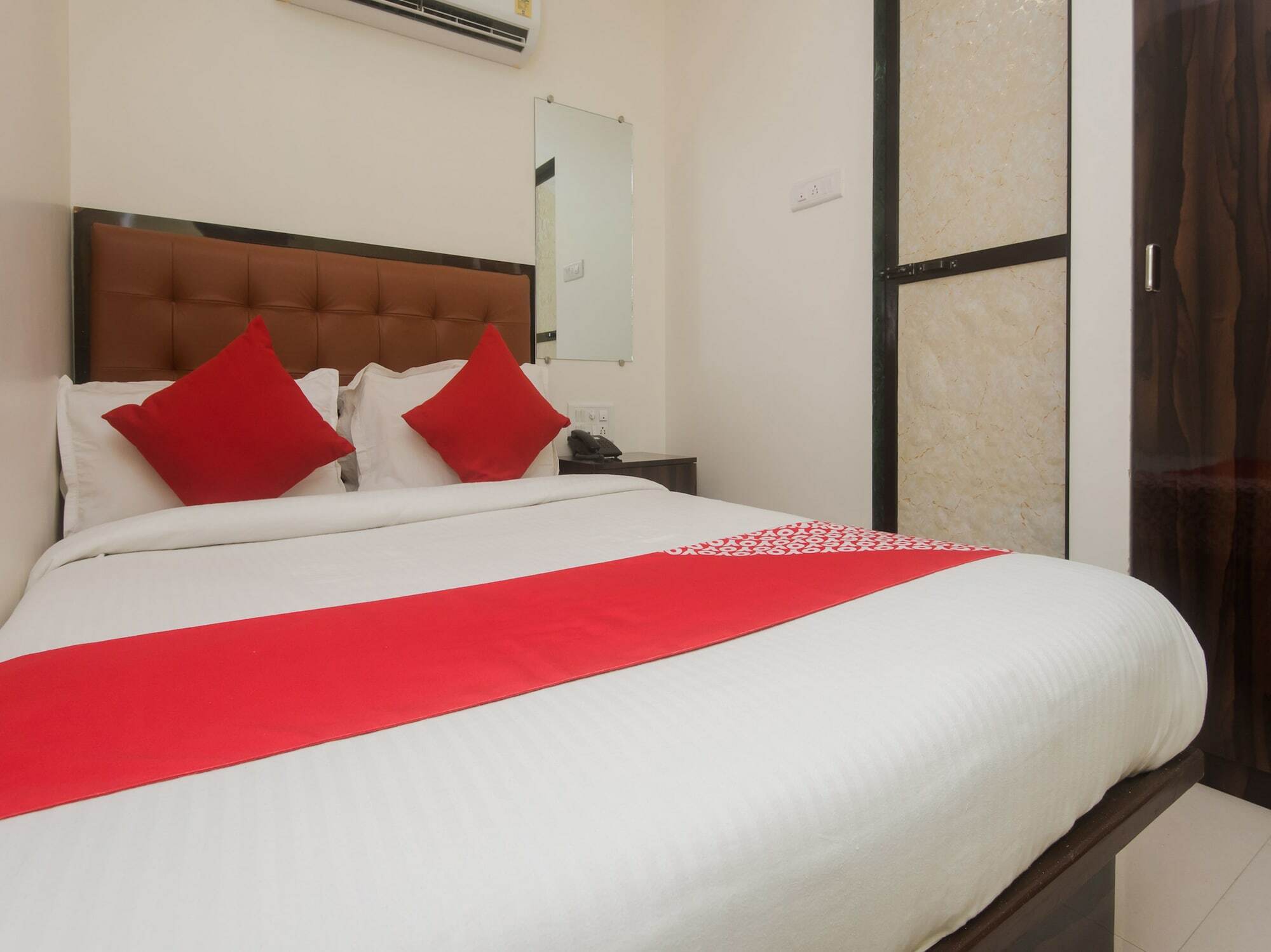 Mantra Residency Hotel 2*