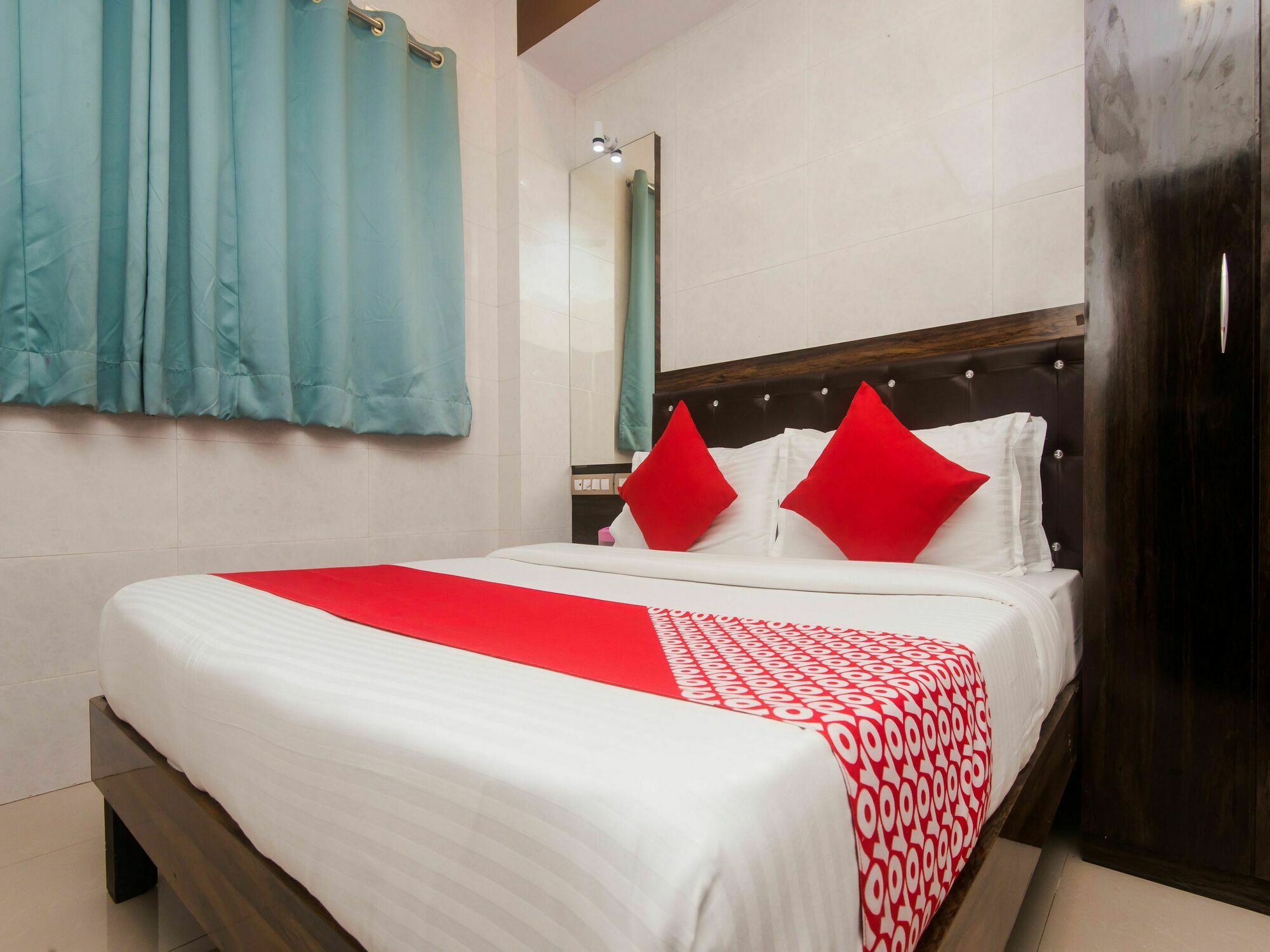 Hotel Oyo 7481 Plaza