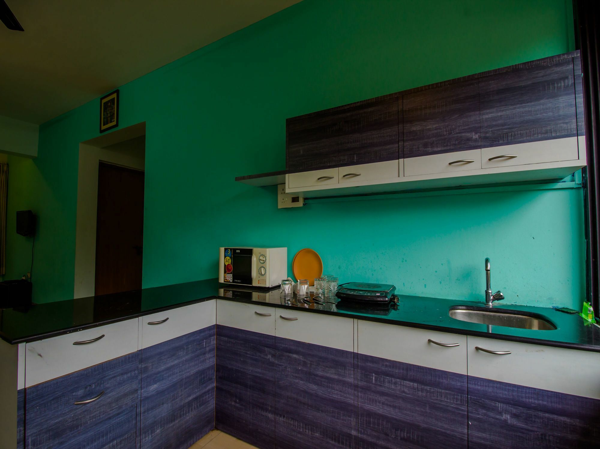 Oyo 17028 Aviva Residency