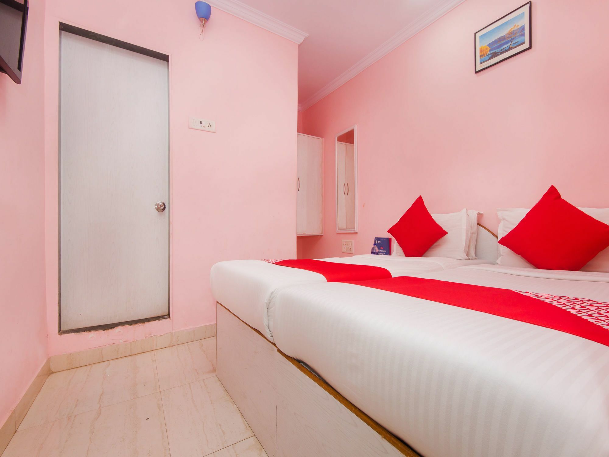 Oyo 13471 Hotel Mumbai