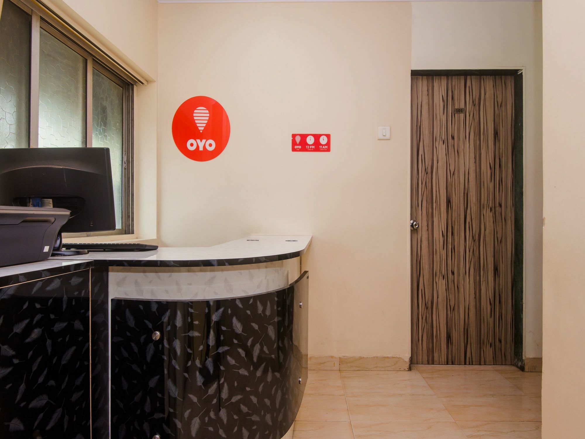 Oyo 13471 Hotel 2*