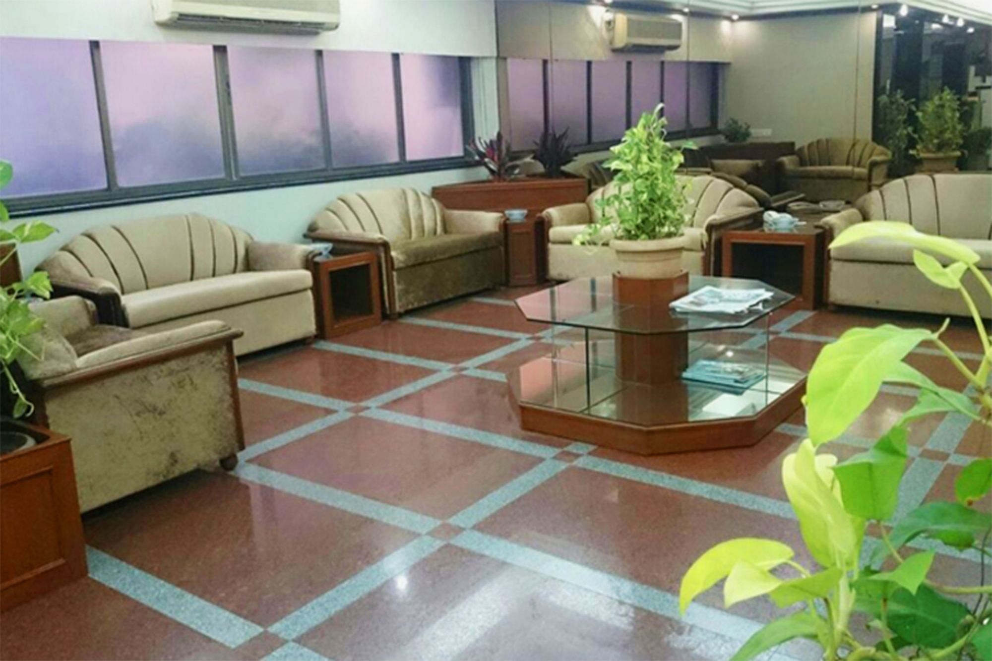 Mogul Palace - Near Masjid Bunder Hotel 3*