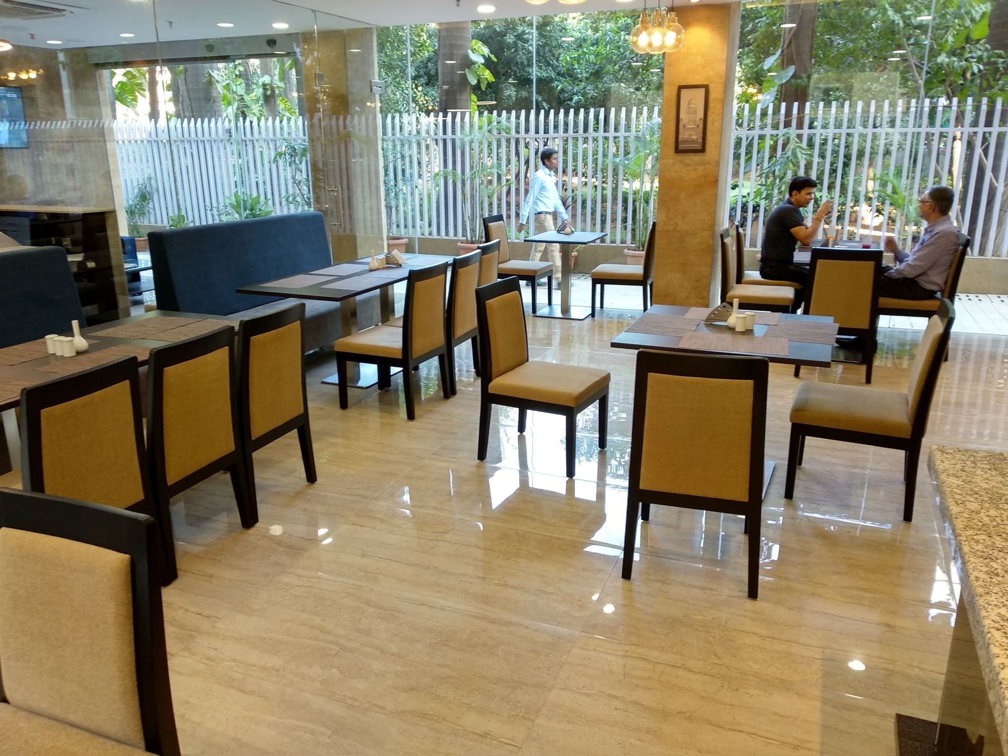 House Andheri East, 3* Mumbai