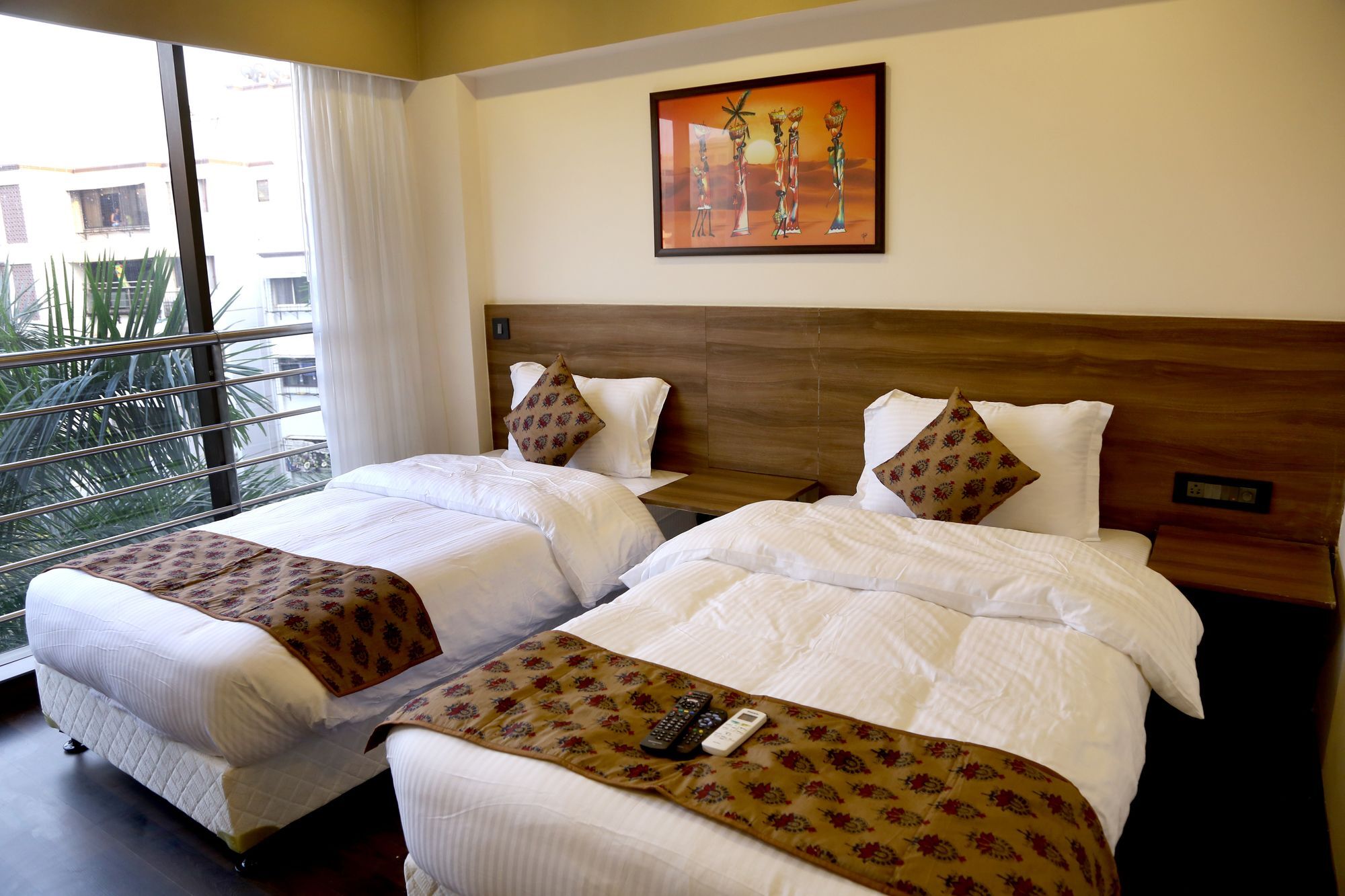 Hotel House Andheri East, Mumbai