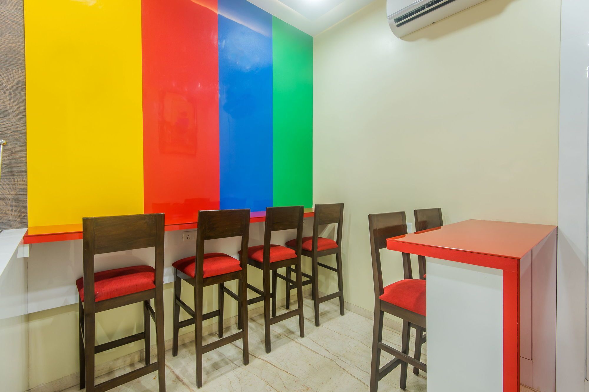 Fabhotel Arton - Nr International Airport Mumbai