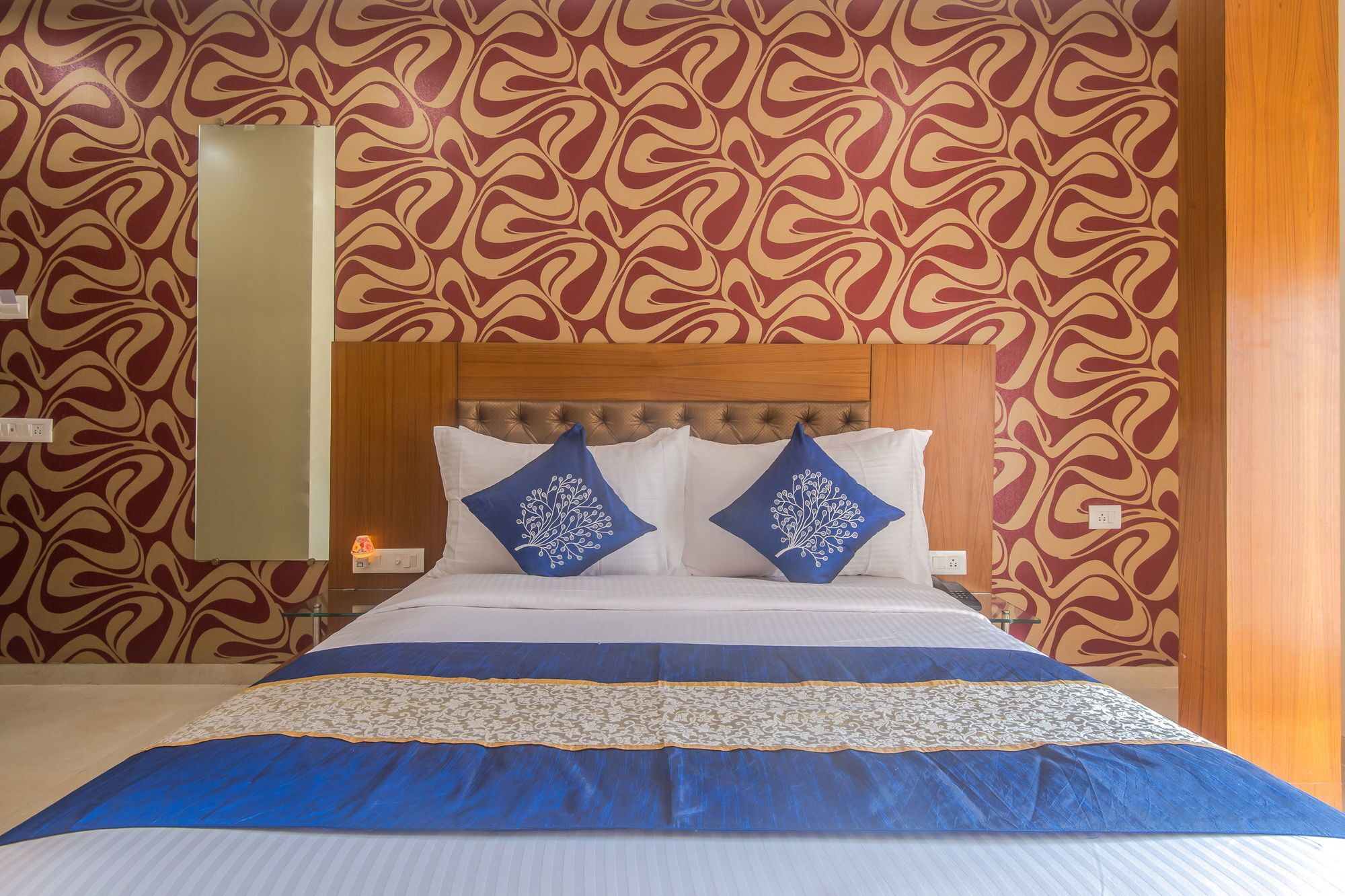 Fabhotel Arton - Nr International Airport Hotel