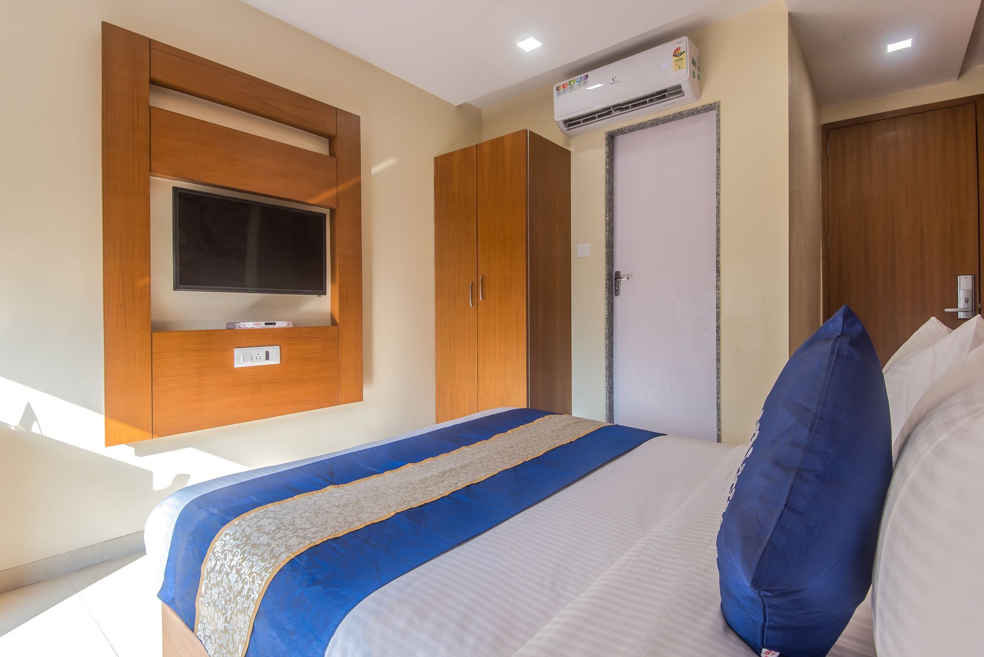 Hotel Fabhotel Arton - Nr International Airport 3*