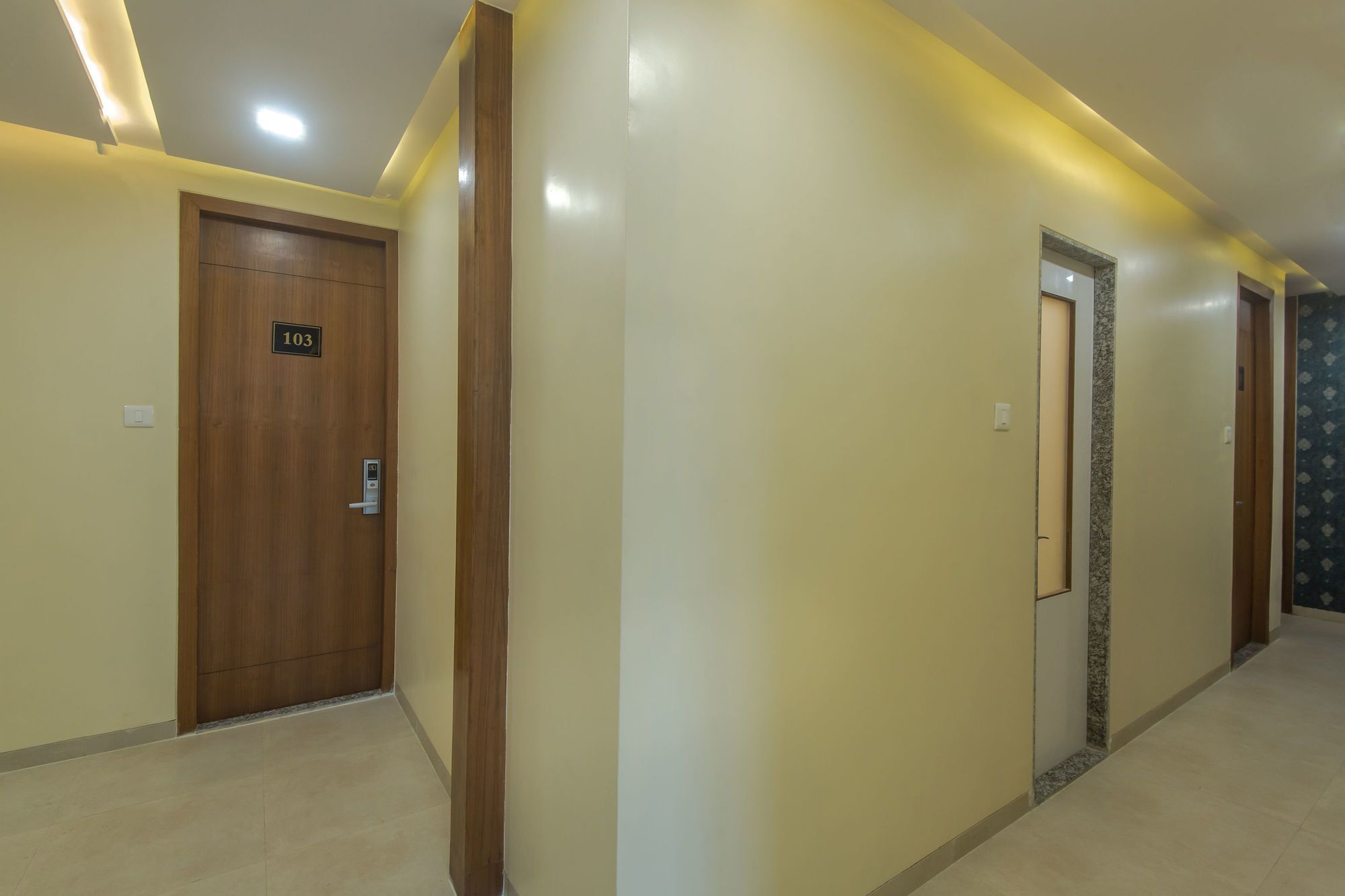 Fabhotel Arton - Nr International Airport Hotel
