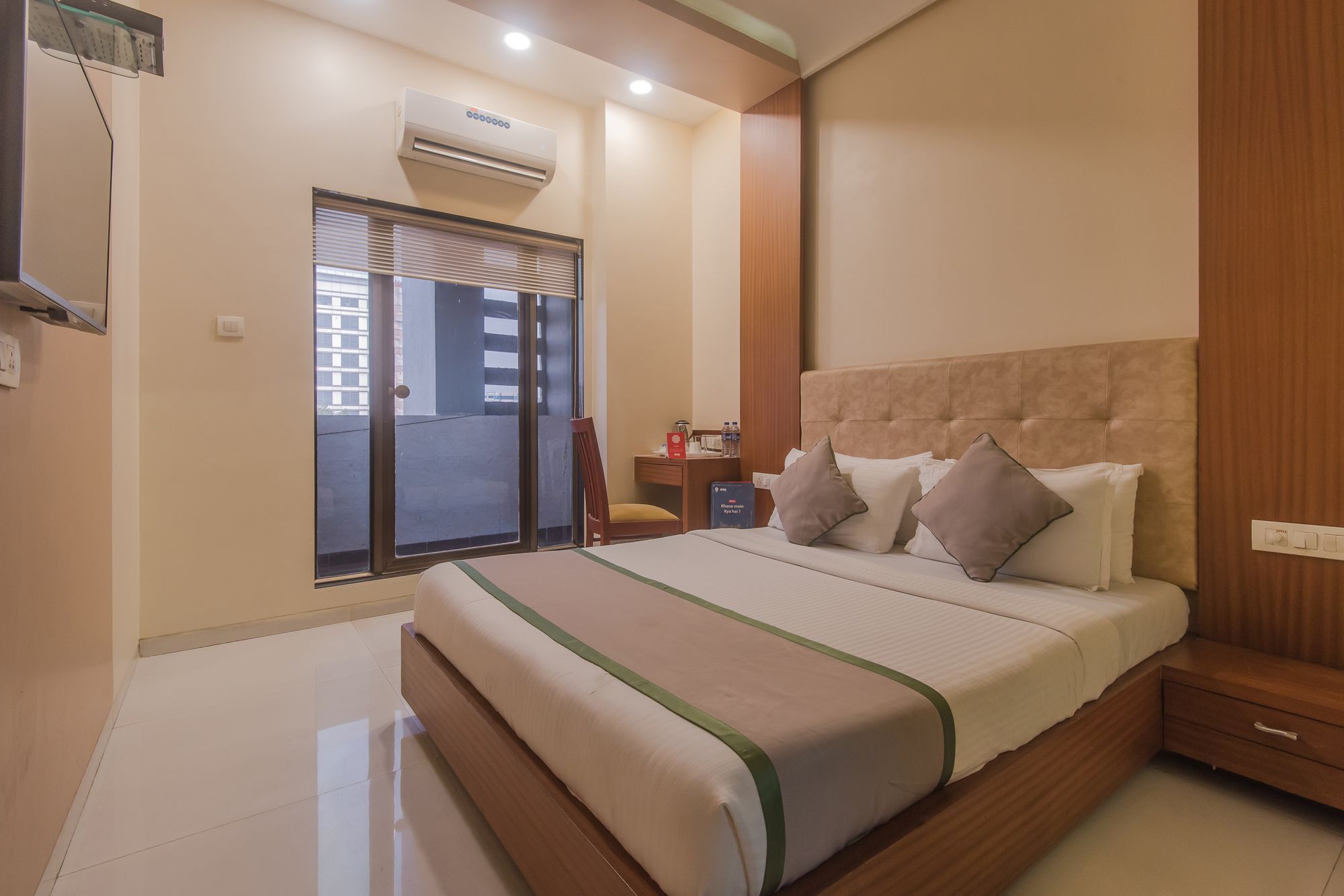 Hotel Oyo 3663 Seven Hills 3*