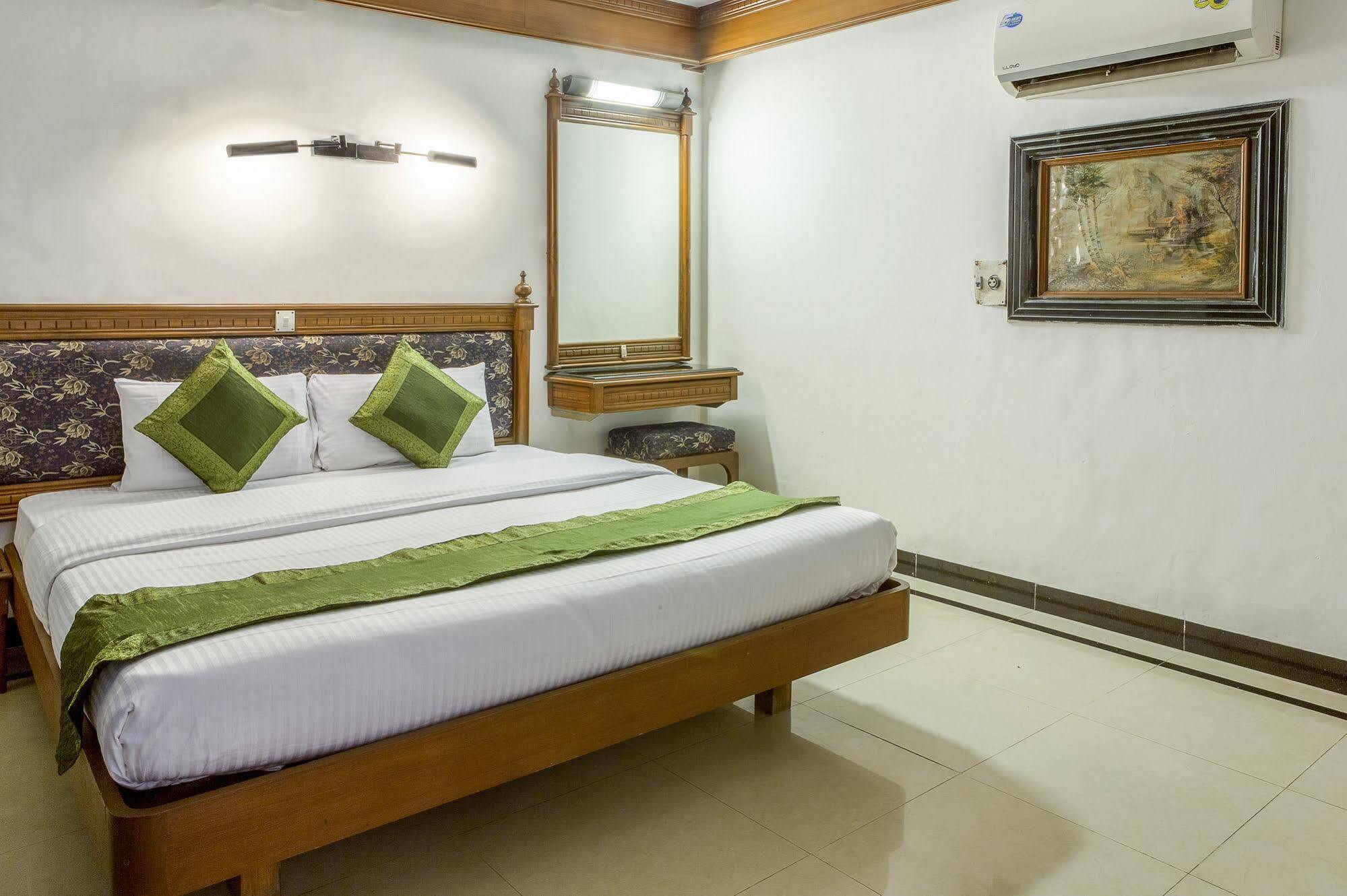 Treebo Trend Sea Side Hotel 3*