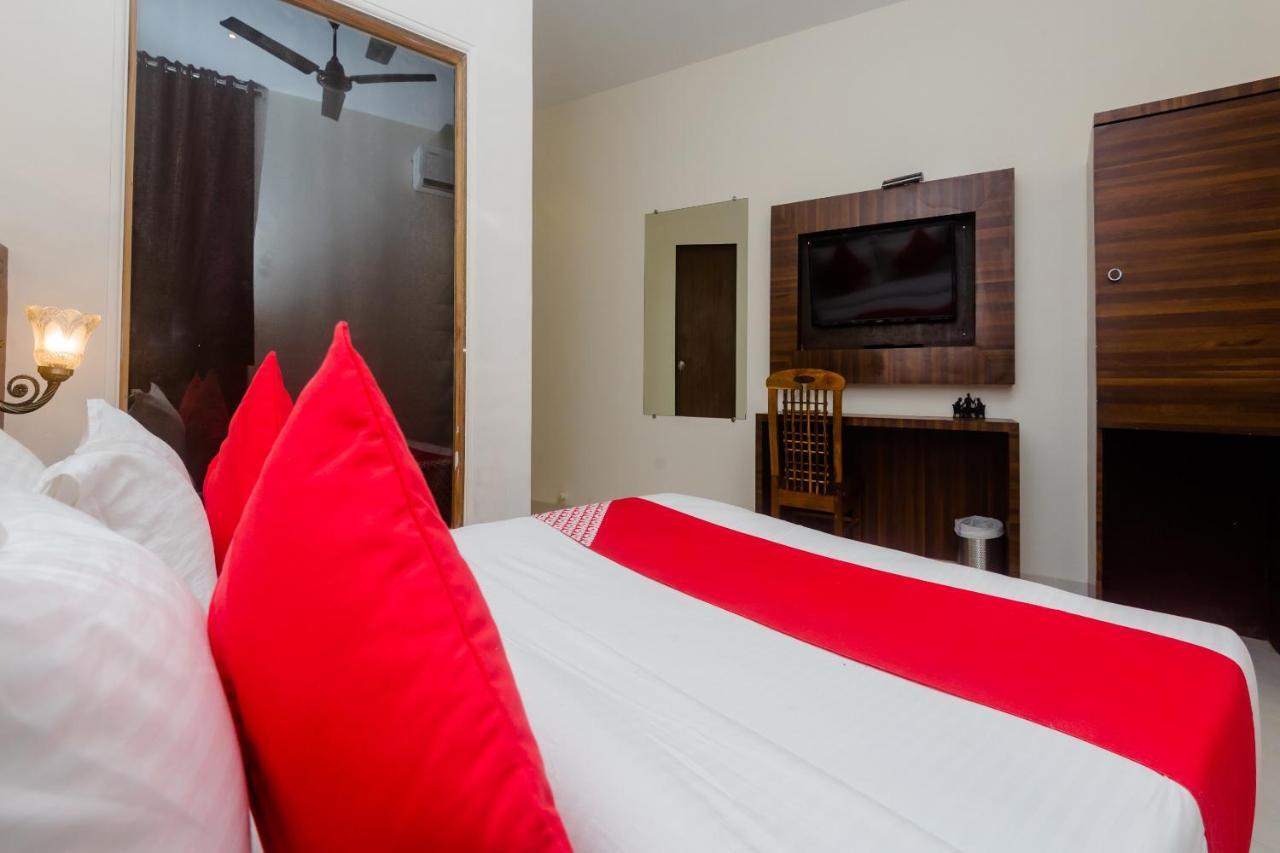 Oyo 24293 Amana International Hotel 3*
