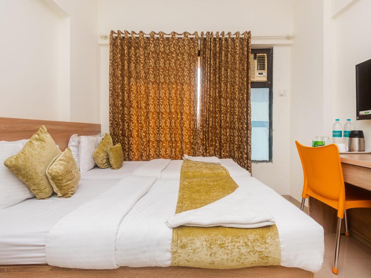 Guest house Tuliipstays - Kurla Premier Exotica *