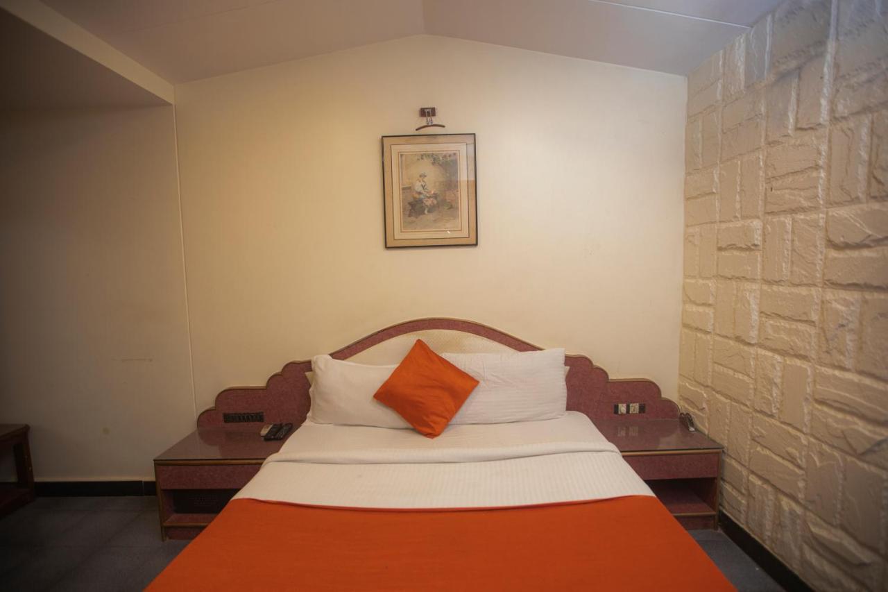 Hotel Platinum 2*