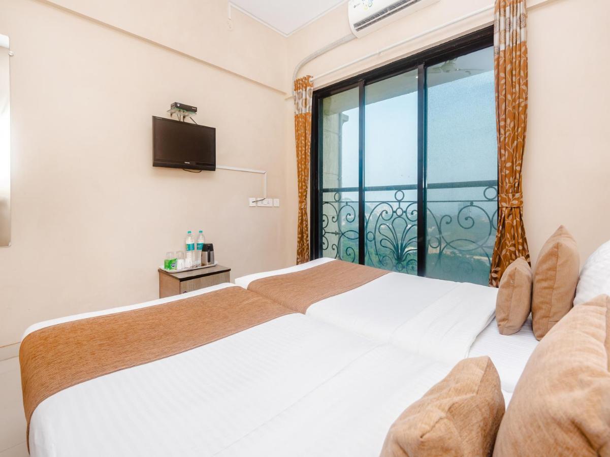 Guest house Tuliipstays - Mayfair Hillcrest Mumbai