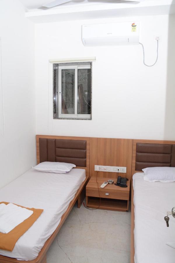 Blue Bell 3* Mumbai