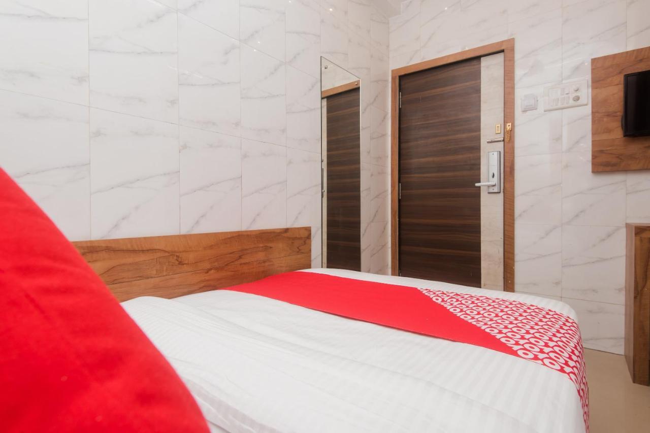 Hotel Indore Near Station 2*