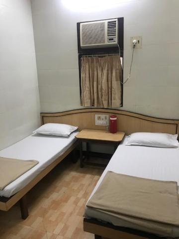 Sangam Guest house 2*
