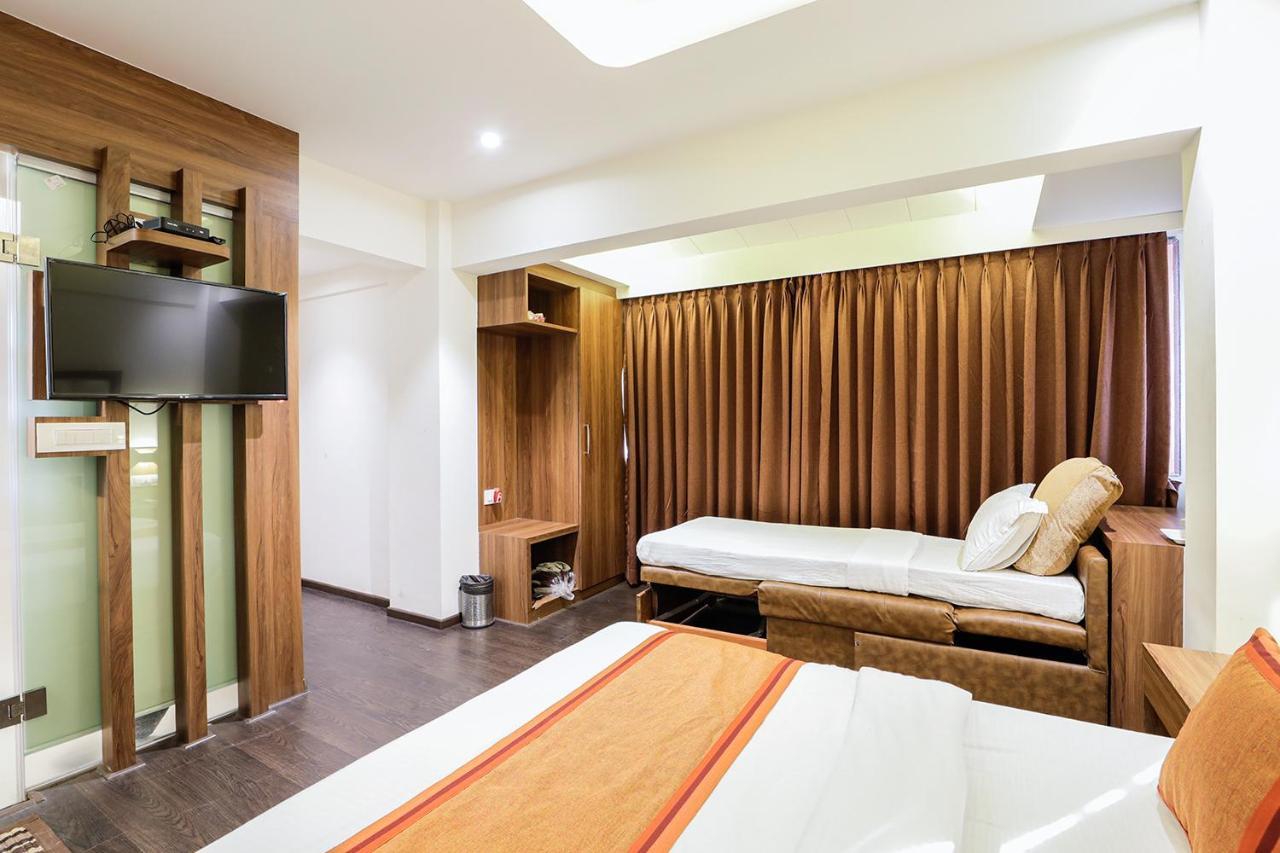 Hotel Ratna Mahal 3*
