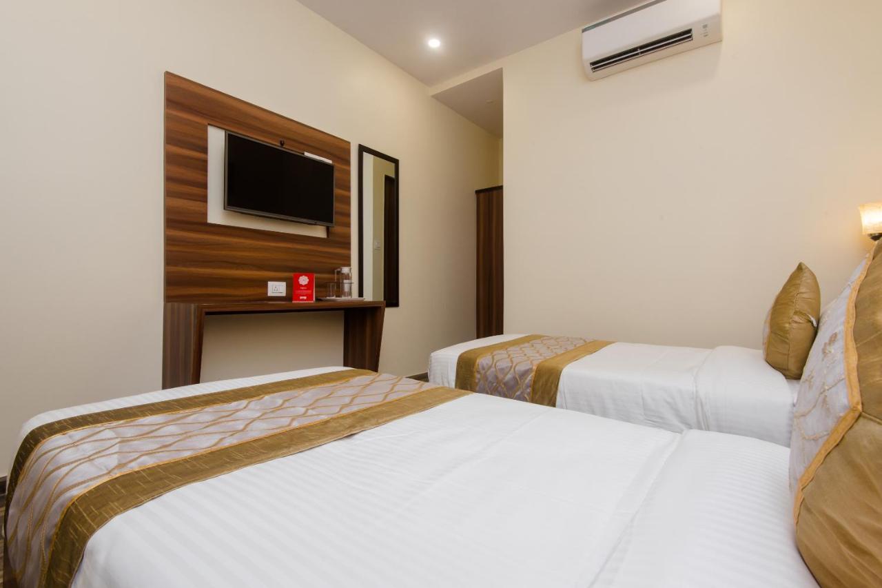 Hotel Axis International