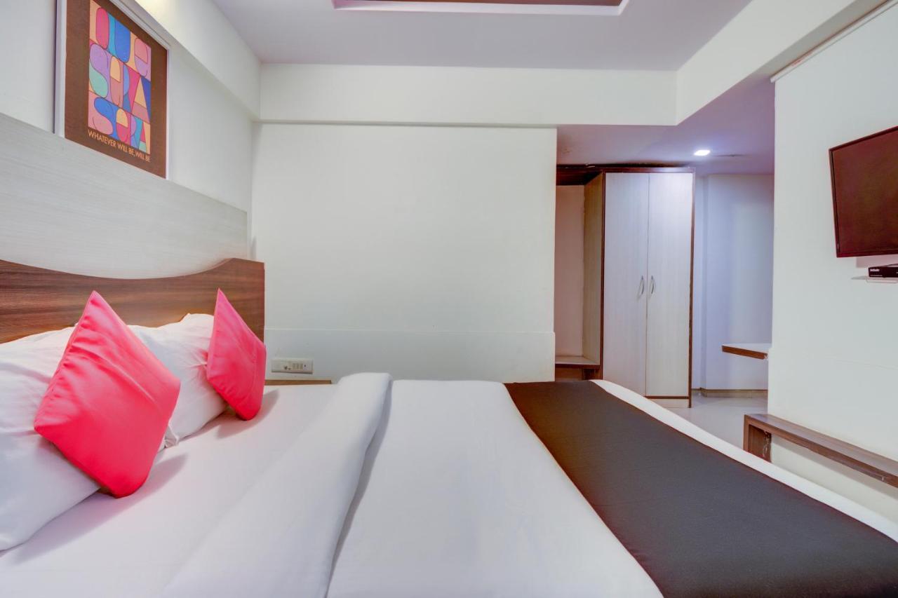 Capital O 68855 Ace Residency Hotel