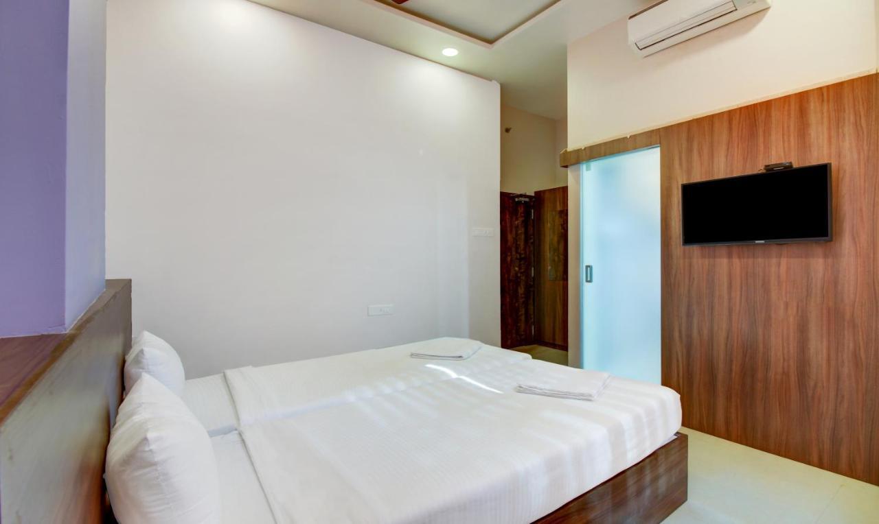 Fabexpress Nirvana Grace Hotel 3*