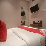 Oyo 41605 Hotel Prince Palace