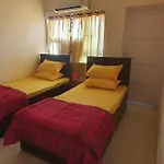 Cozy Retreat In The Heart Of Mumbai City