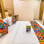 Fabexpress Orange Suites Santacruz East