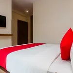 Oyo 17028 Hotel Aviva Residency