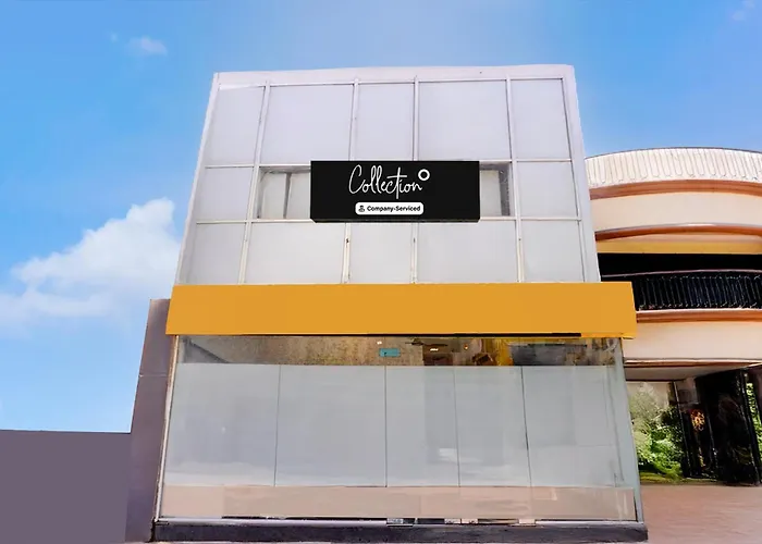 Super Collection O Andheri West Near Kokilaben Hospital