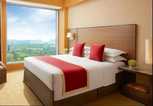 Radiant Hotel,Andheri East Terminal 1,2