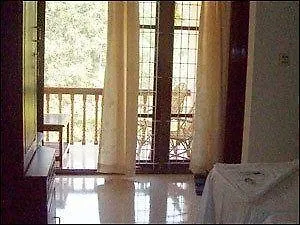 Signature Residence