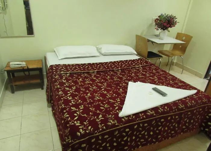 Oyo 1458 Hotel Prince Palace