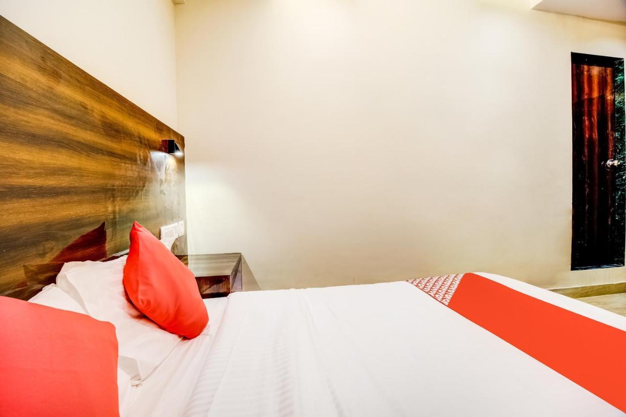 Hotel Oyo 43828 Zara 3*