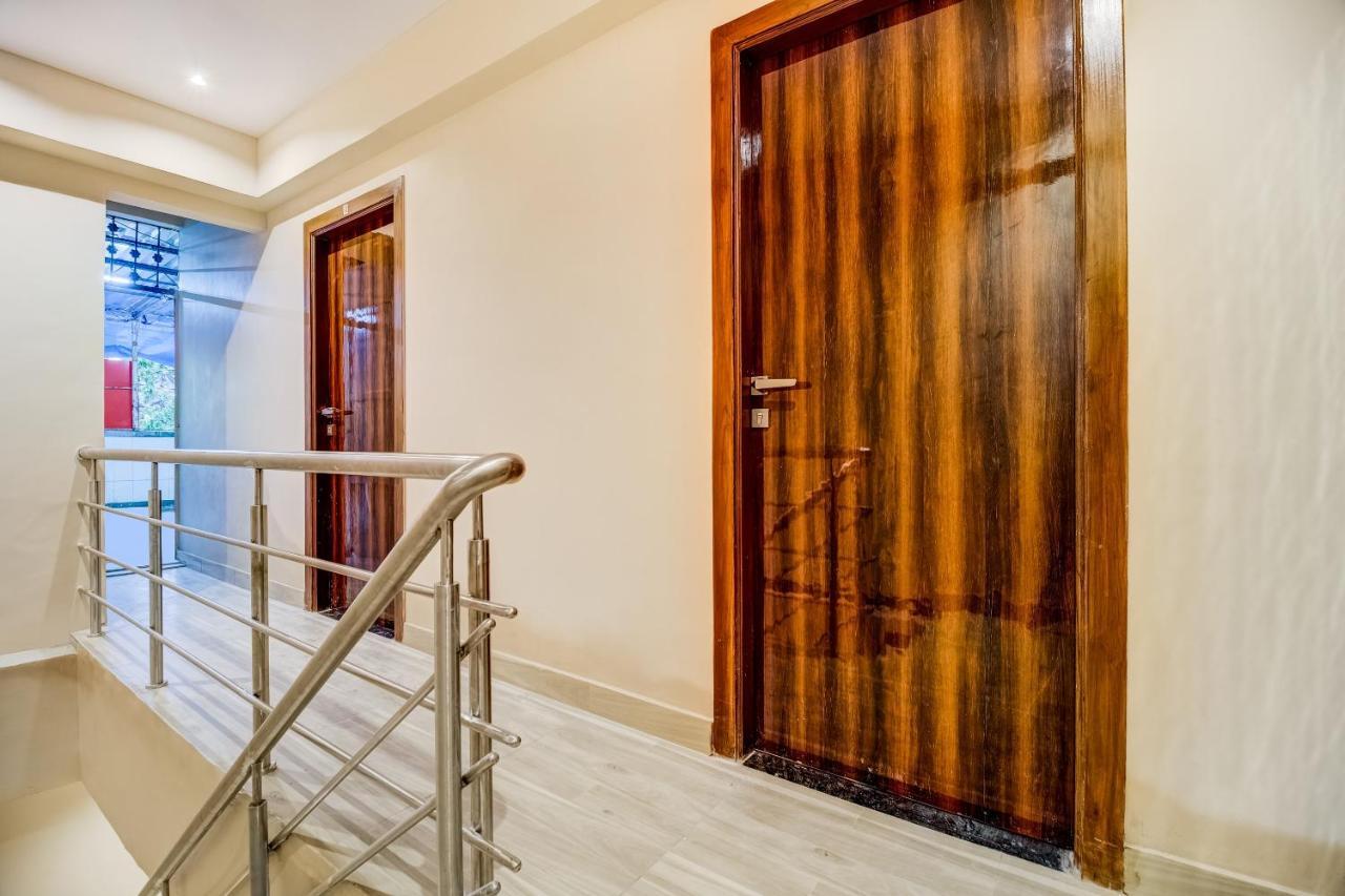 Oyo 43828 Zara Hotel