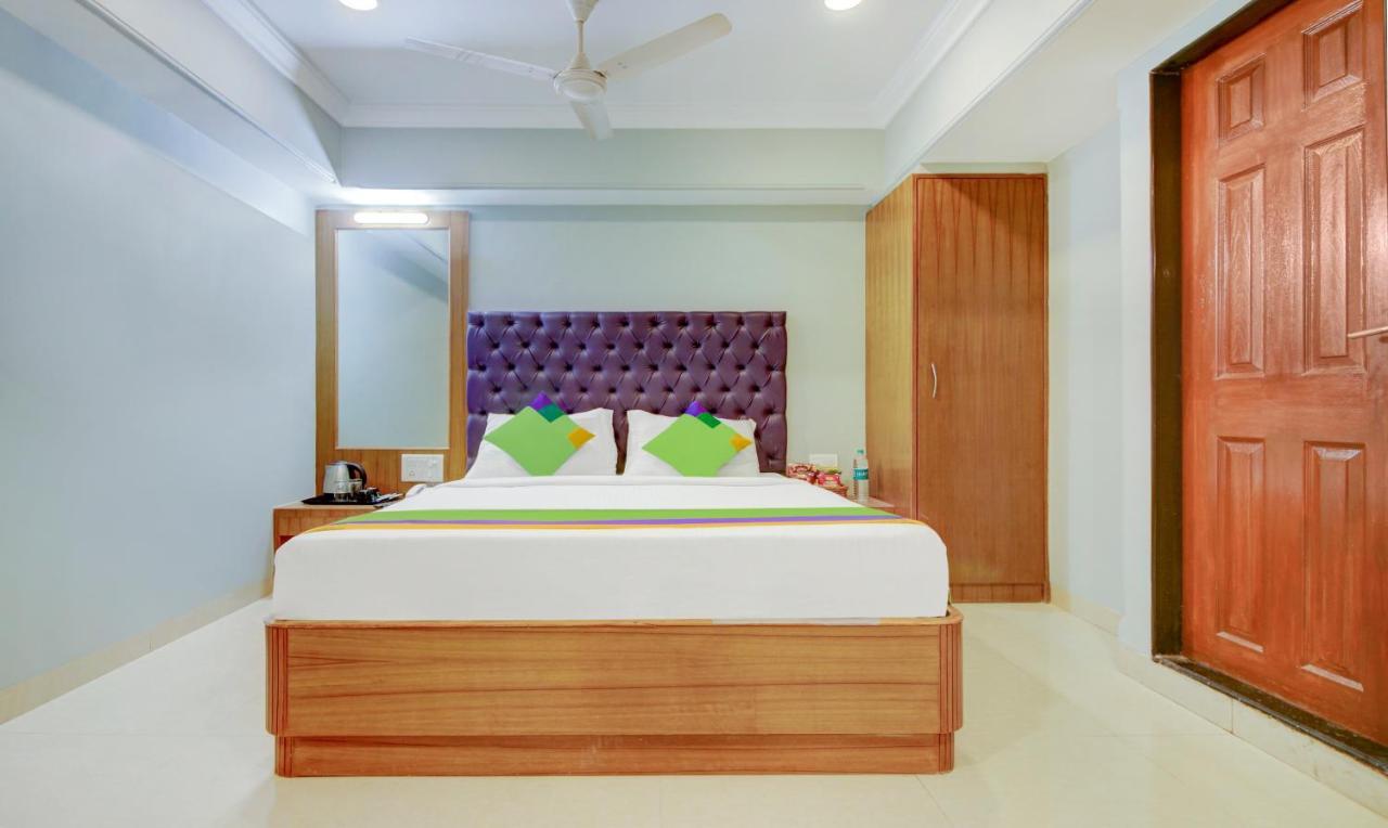 Hotel Treebo Cruz Royale Santacruz West Mumbai