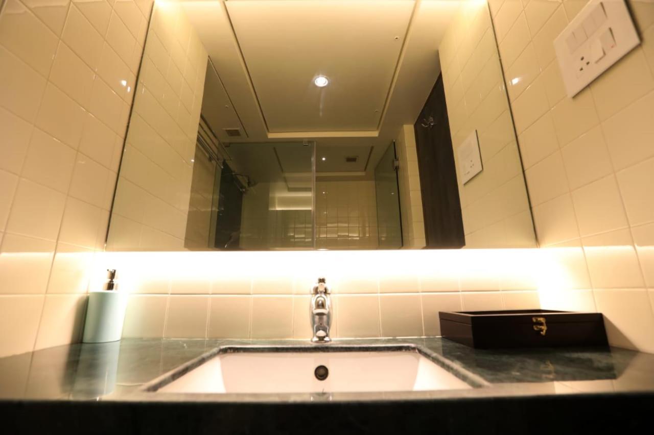 Baba Homes Andheri Bed & Breakfast