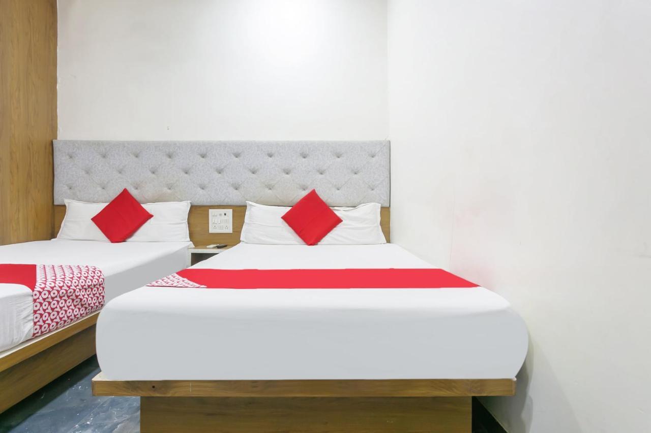 Hotel Oyo 77827 The New Balaji Residency 3*