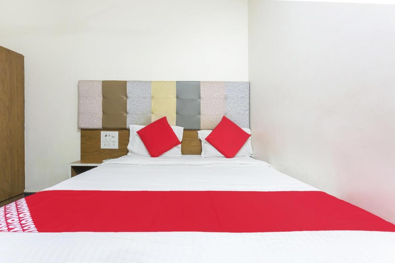 Oyo 77827 The New Balaji Residency Hotel Mumbai