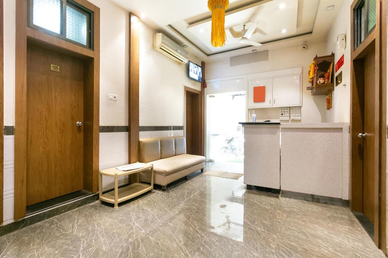Oyo 77827 The New Balaji Residency Mumbai