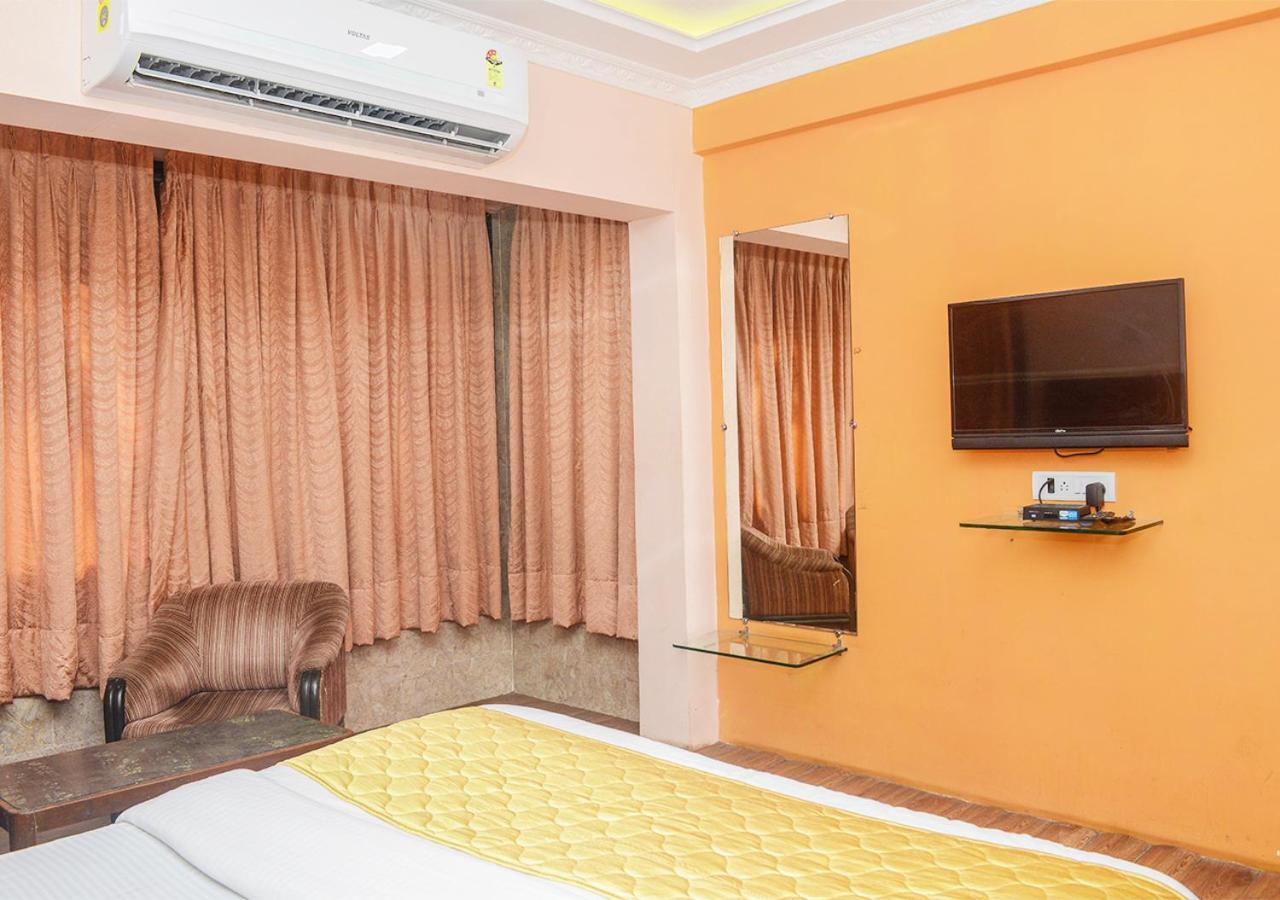 Subhash- Andheri Hotel