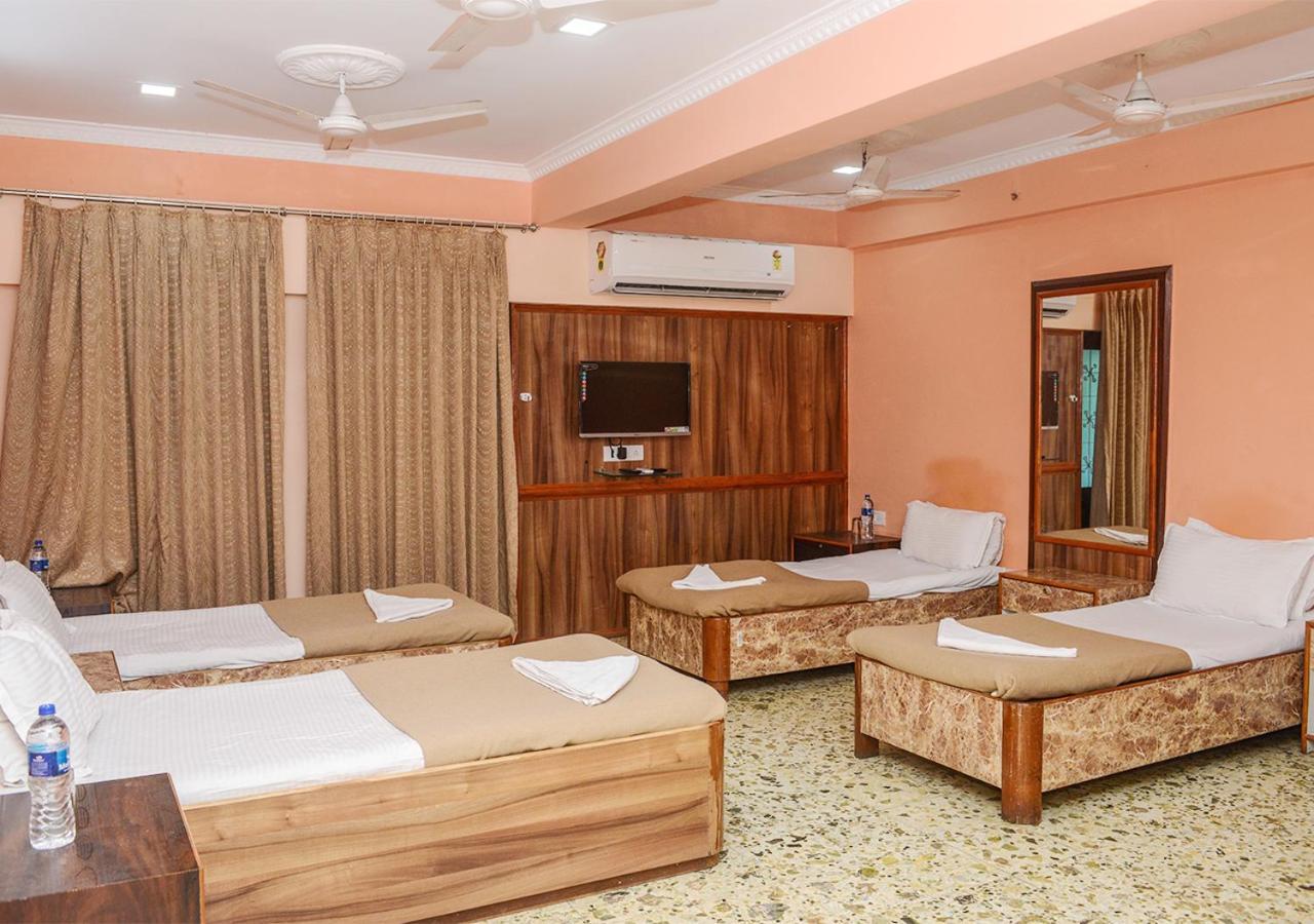 Hotel Subhash- Andheri 3*